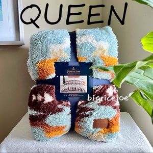 Pendleton Avra Valley Sherpa Blanket Queen